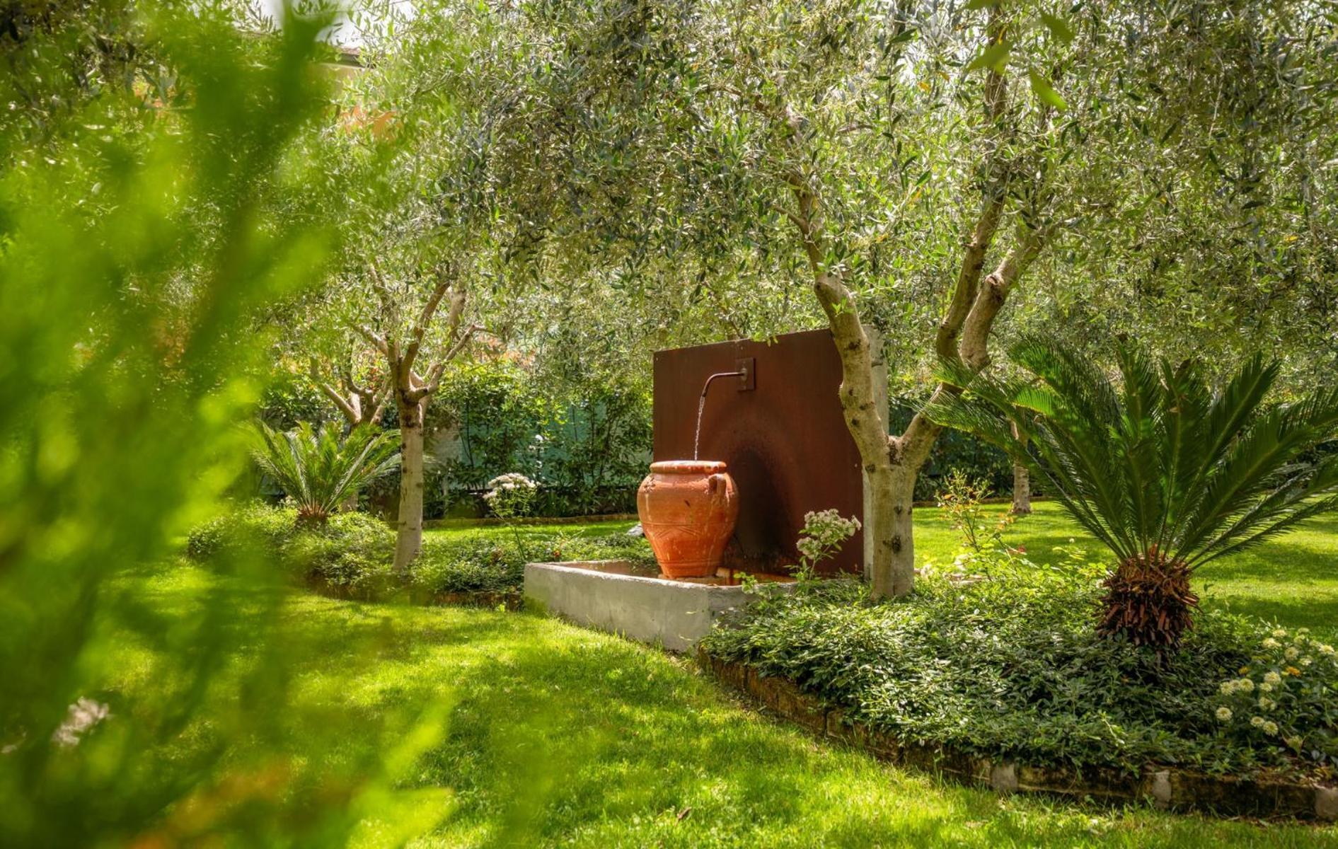Casa 32 Loft - Garda Lake Torbole Sul Garda Eksteriør bilde