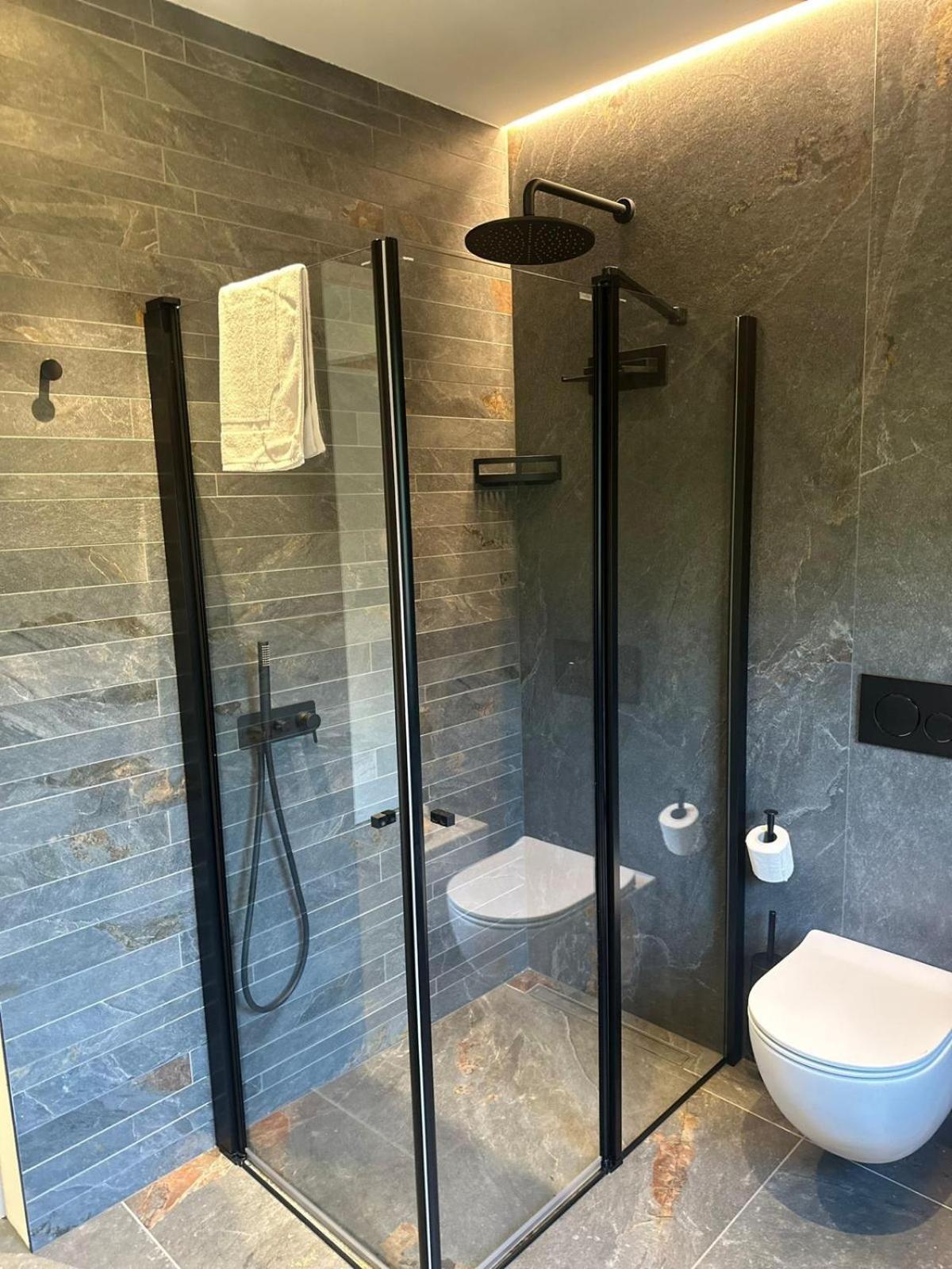 Casa 32 Loft - Garda Lake Torbole Sul Garda Eksteriør bilde