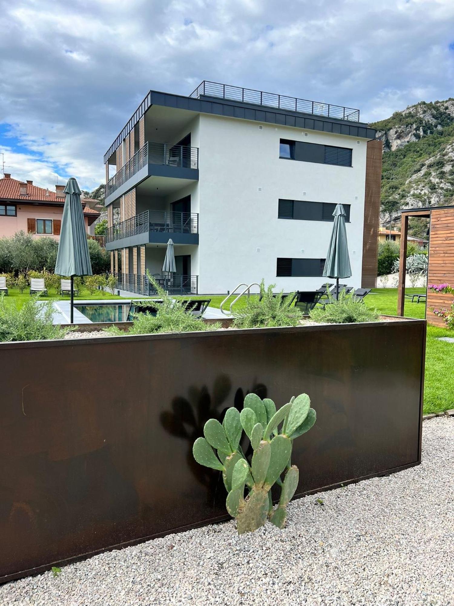 Casa 32 Loft - Garda Lake Torbole Sul Garda Eksteriør bilde